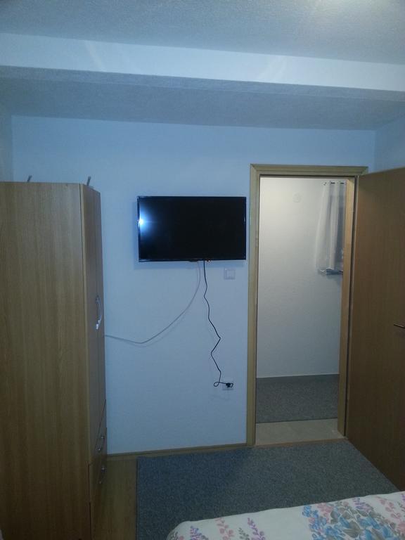 Apartments Aqua Resa Bihać Esterno foto