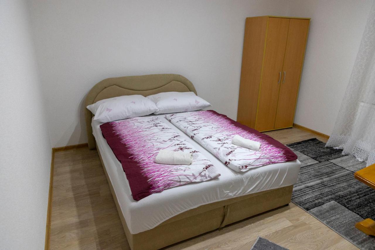 Apartments Aqua Resa Bihać Esterno foto
