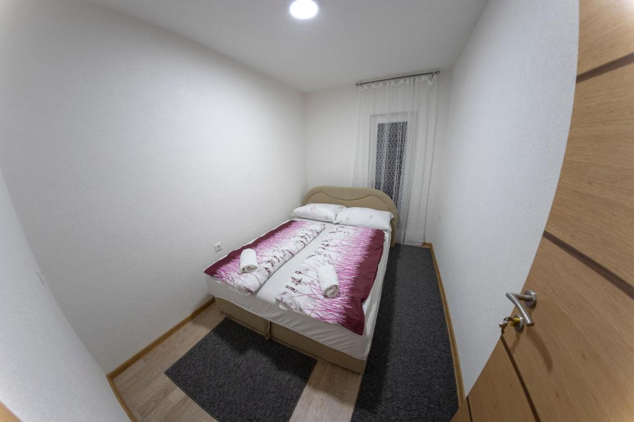 Apartments Aqua Resa Bihać Esterno foto