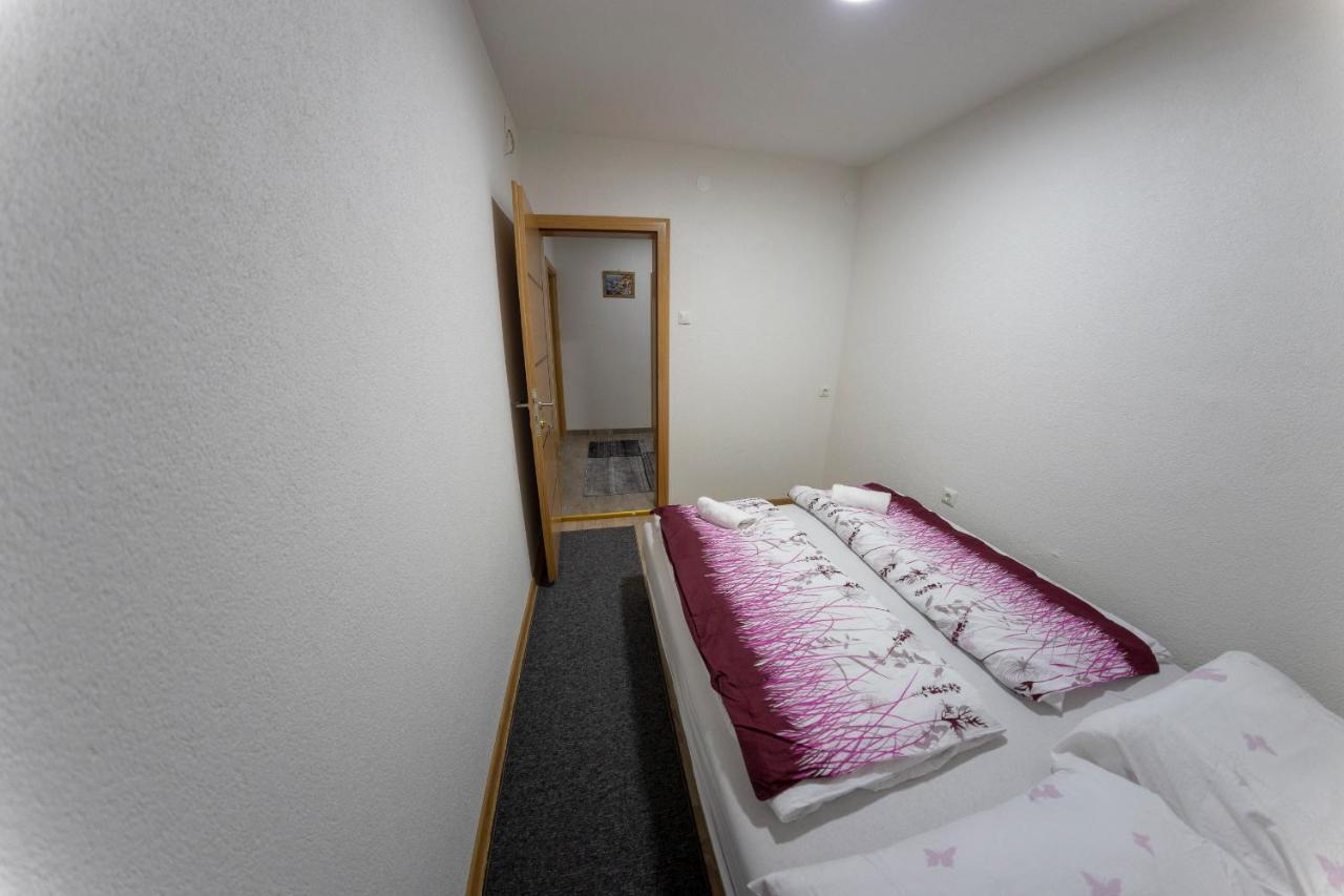 Apartments Aqua Resa Bihać Esterno foto
