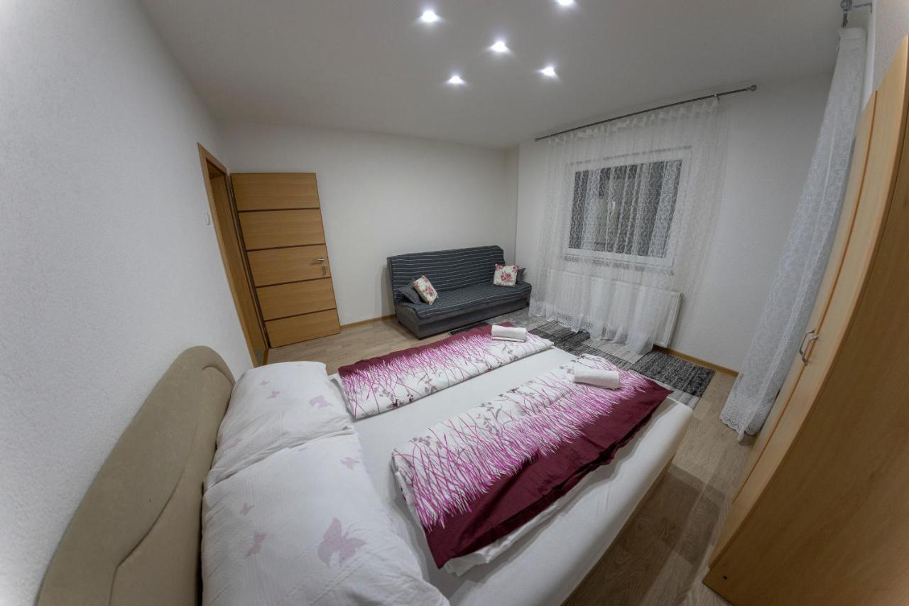 Apartments Aqua Resa Bihać Esterno foto