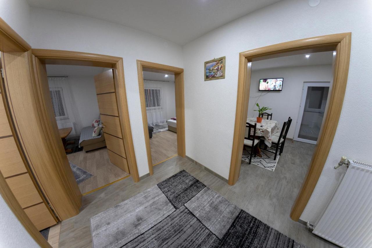 Apartments Aqua Resa Bihać Esterno foto