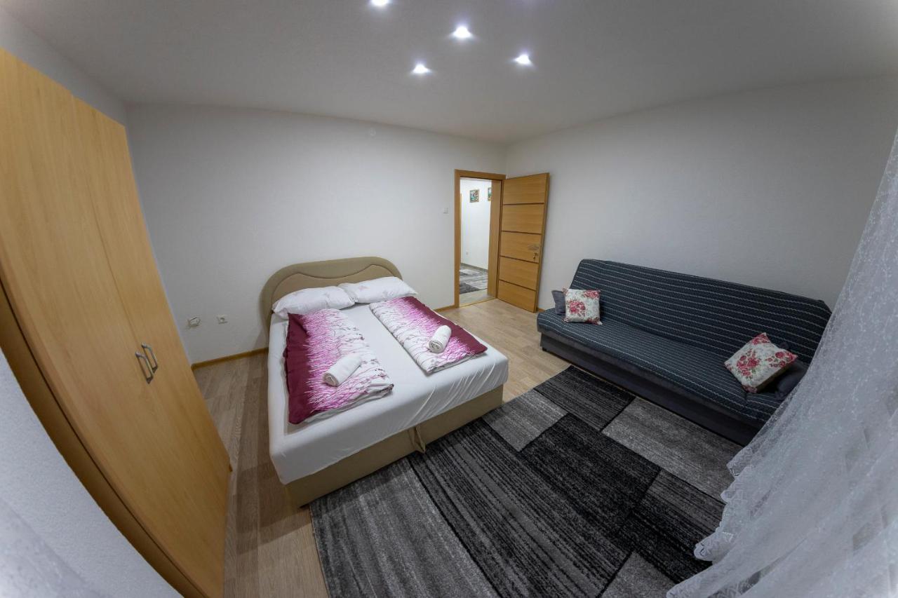 Apartments Aqua Resa Bihać Esterno foto